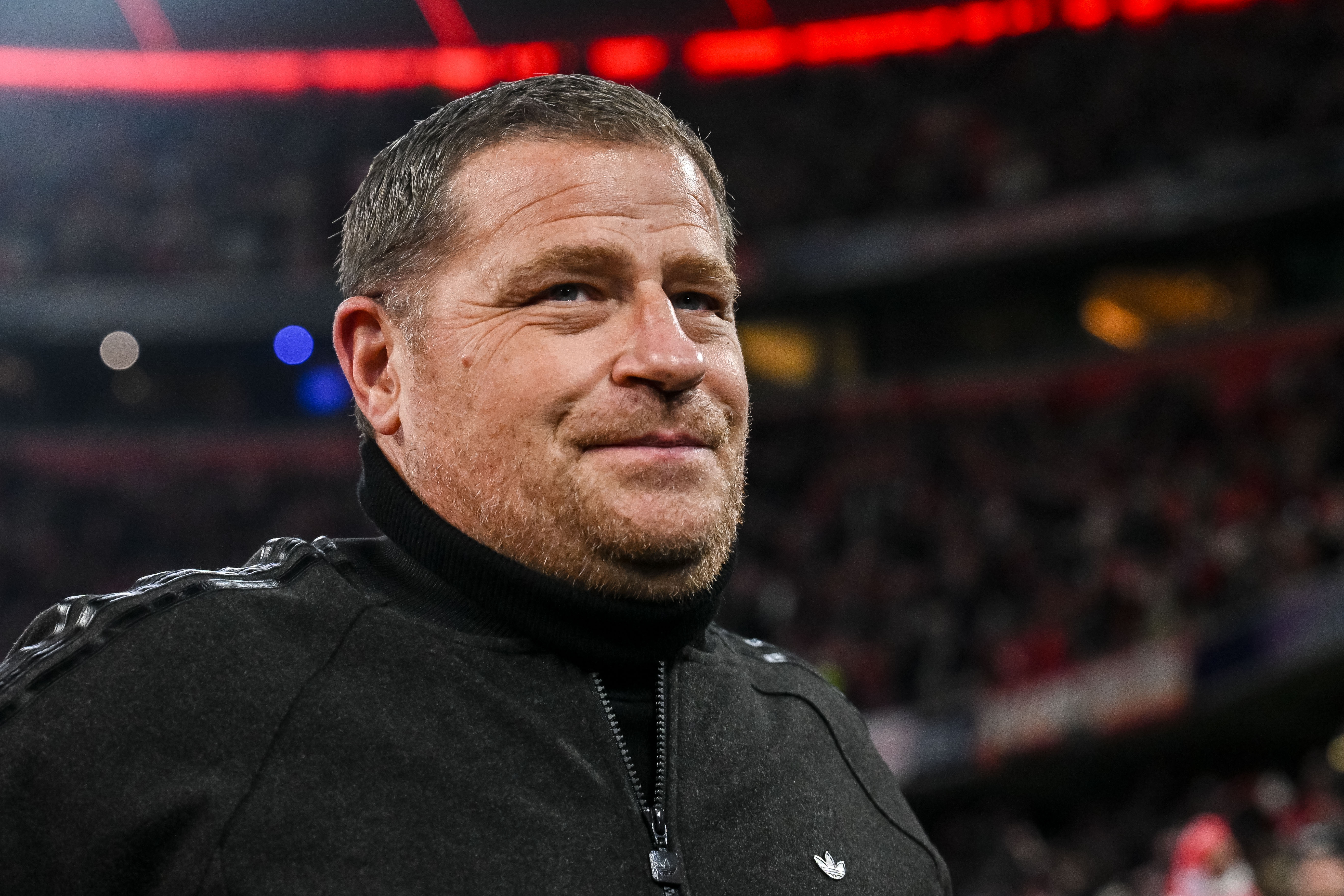 法尔克：拜仁最迟年底前决定埃贝尔未来，目前续约的趋势很明显