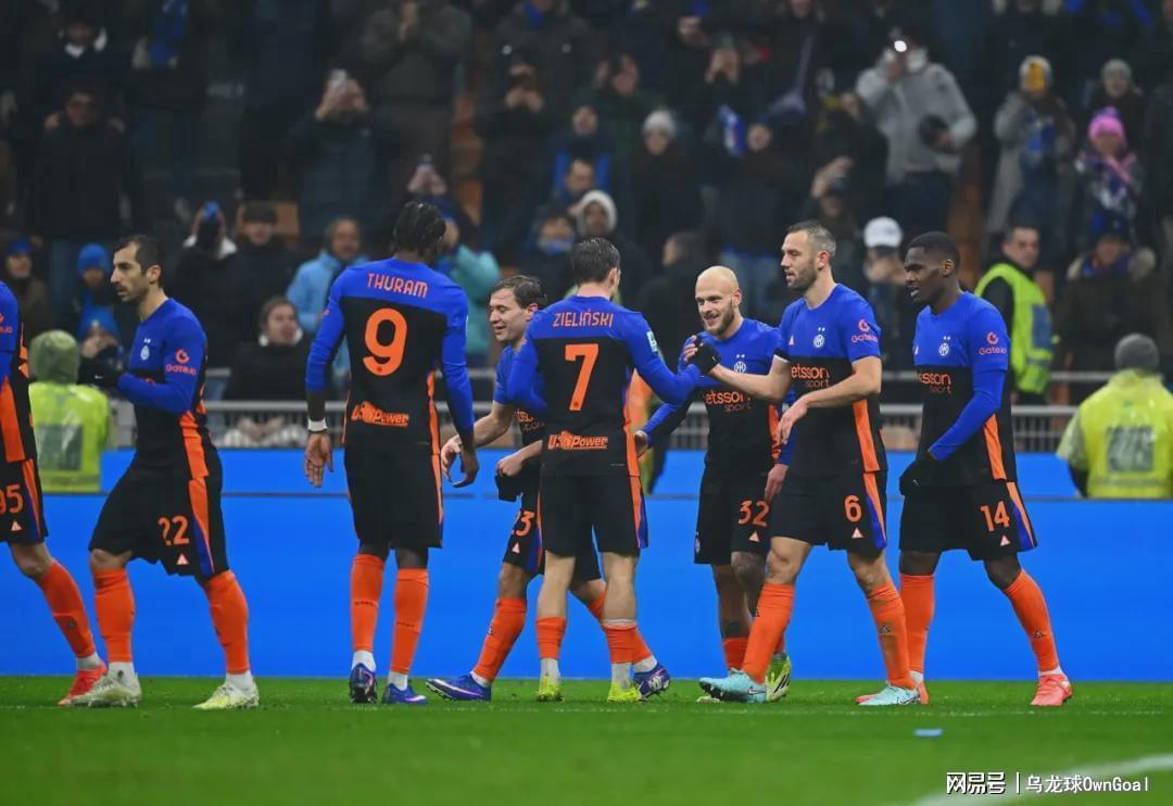 体育app-踢疯的6-2，拒绝爆冷！夺冠热门上演逆转，高居意甲榜首